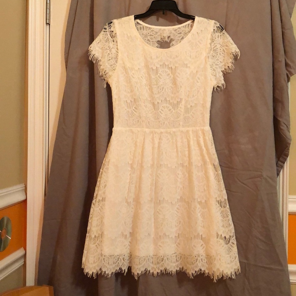 White lace dress